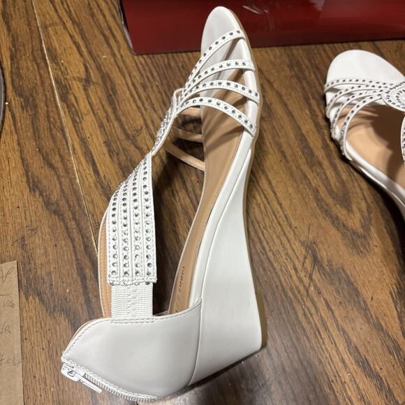 Pizz Annu Diana XZ0095 White Sz 10 Wedding Shoes - Picture 7 of 15